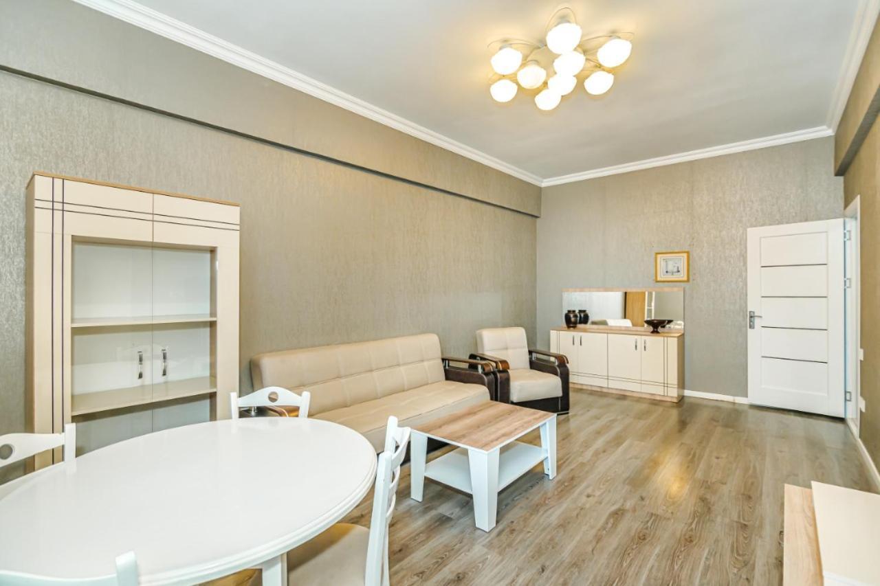 M Estate 1 Room Targovu باكو المظهر الخارجي الصورة
